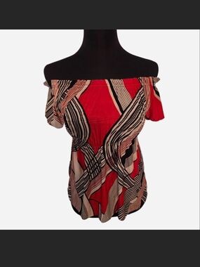 Creative Concept Women’s Off-Shoulder Red Patterned Top